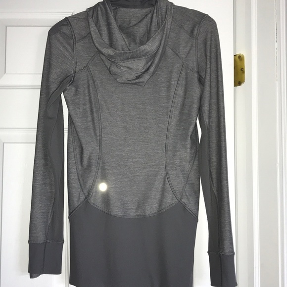 lululemon athletica Jackets & Blazers - Lululemon grey fitted jacket hoodie size 6